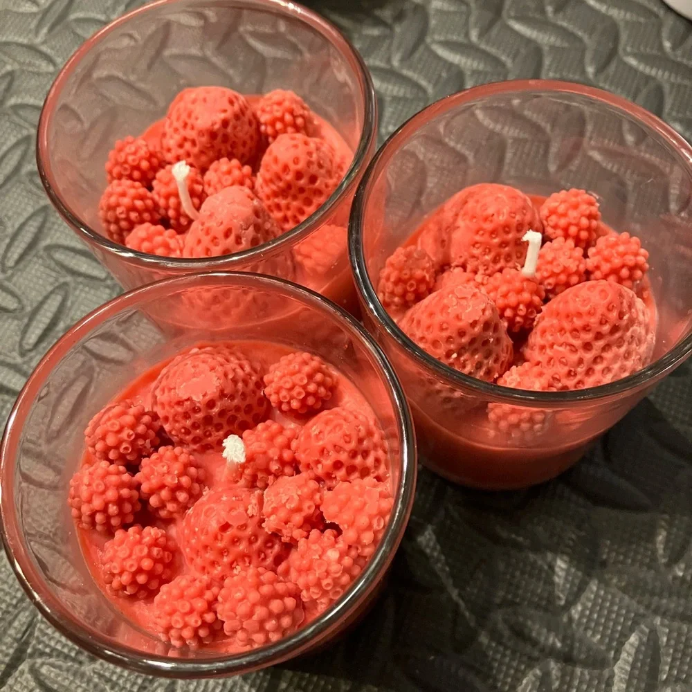 Customizable Handmade Candles - Picture 4 of 15